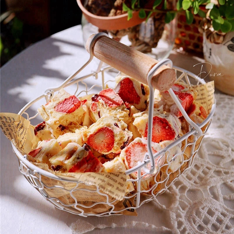 Metal Wire Basket with Wood Handle Decorative Serving Basket for Bread Food Fruit Egg Home Organizer Kitchen Storage Fruit Bins